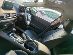Mazda Axela 2016 Red