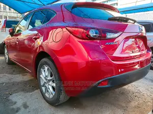 Mazda Axela 2016 Red
