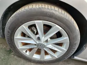 Volkswagen Golf TSI SE 4-Door FWD 2016 Silver