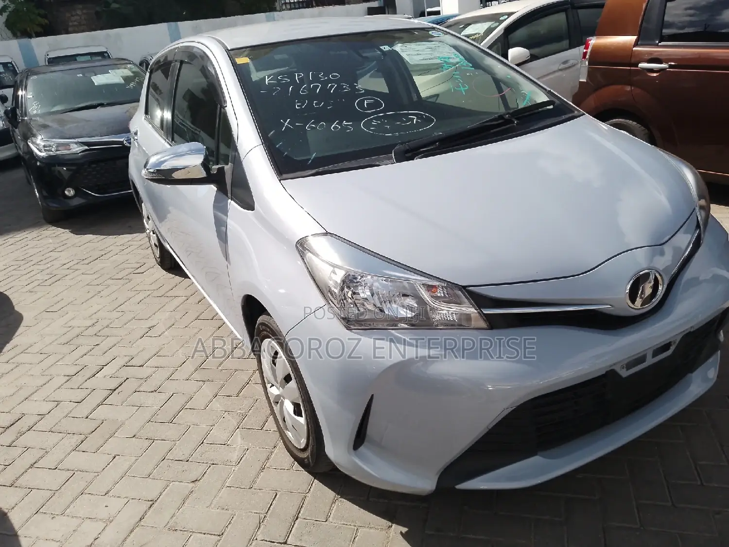 Toyota Vitz 2015 Blue