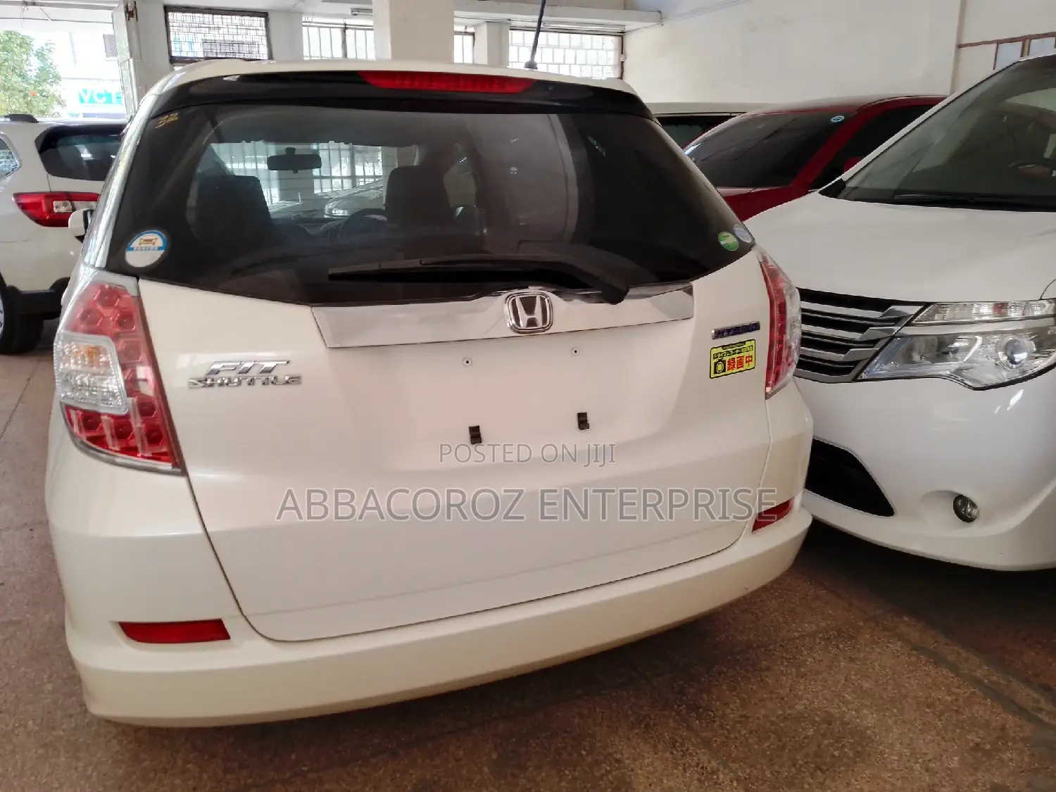 Honda Fit Shuttle 2016 White