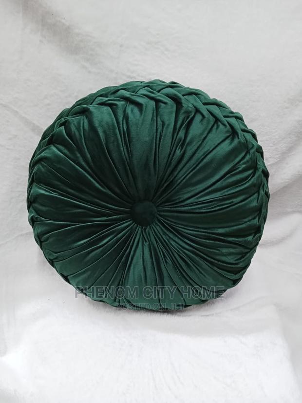 Elegant Round Decor Pillows