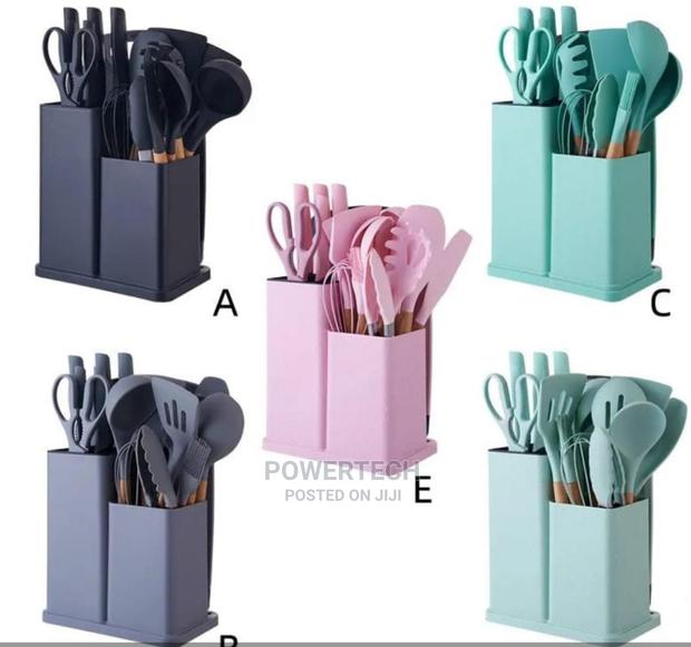 19 PCS Silicone Spoon Set With Knives/Cutting Board; - main view