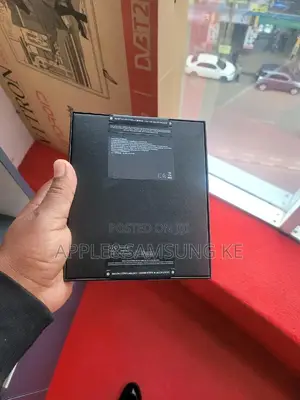New Samsung Galaxy Fold 5G 512 GB Rose Gold