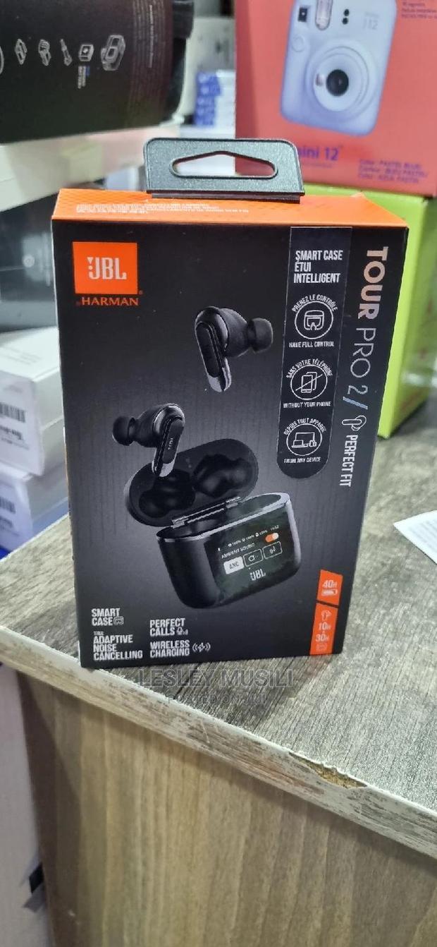 JBL Tour Pro 2 (Black)With ANC - thumbnail 2