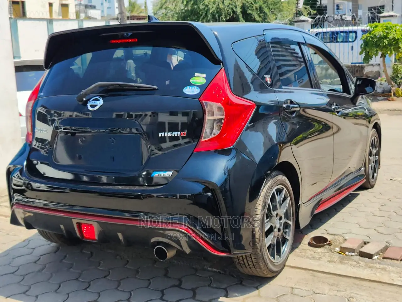 Nissan Note 2016 Black