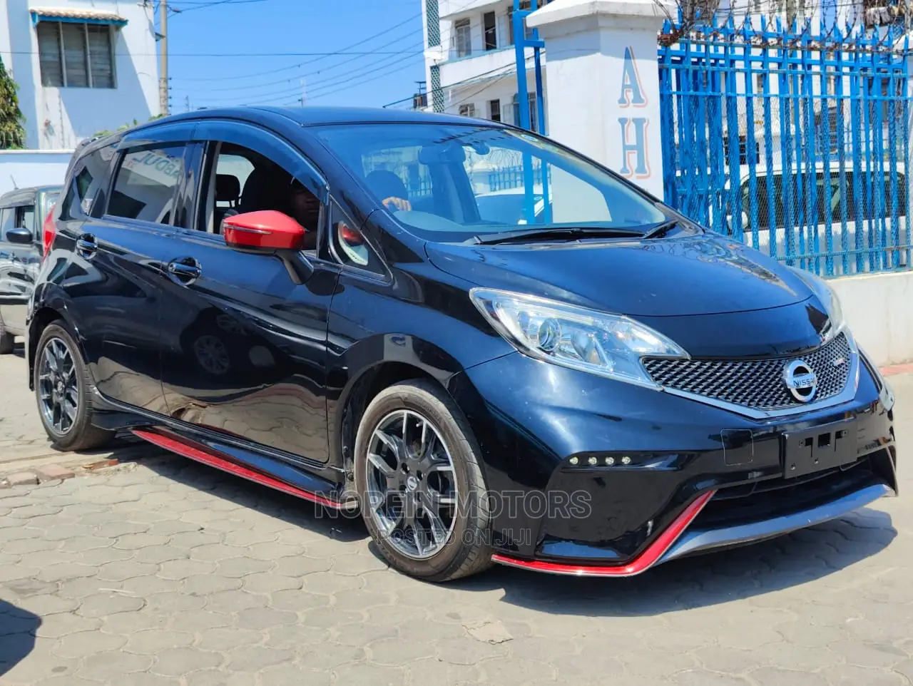 Nissan Note 2016 Black