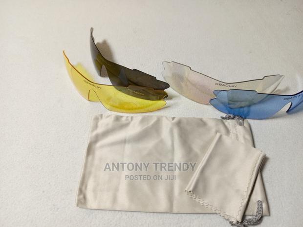 Sports Sunglasses With 5 Interchangeable Lenses - thumbnail 2