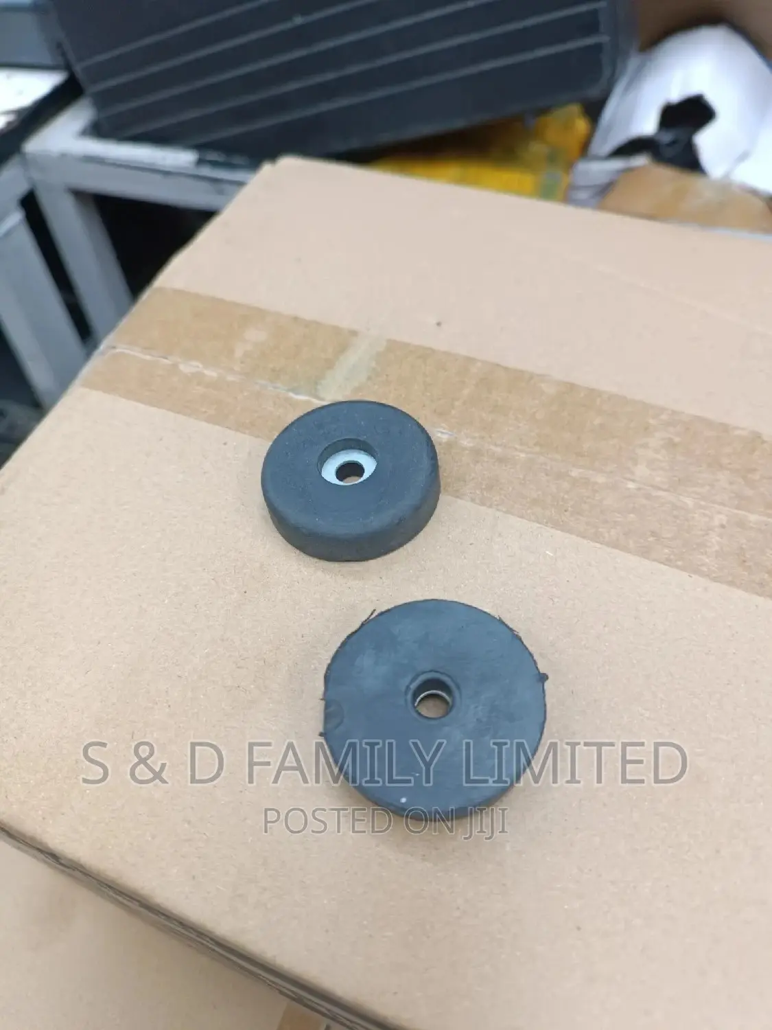 Rubber Base for Speaker Cabinet