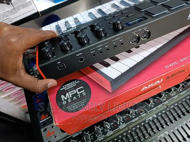 Akai MPK Mini Plus 37 Keys Midi Keyboard - thumbnail 2