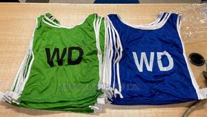 A Set of 14 Netball Bibs With Markings - thumbnail 2