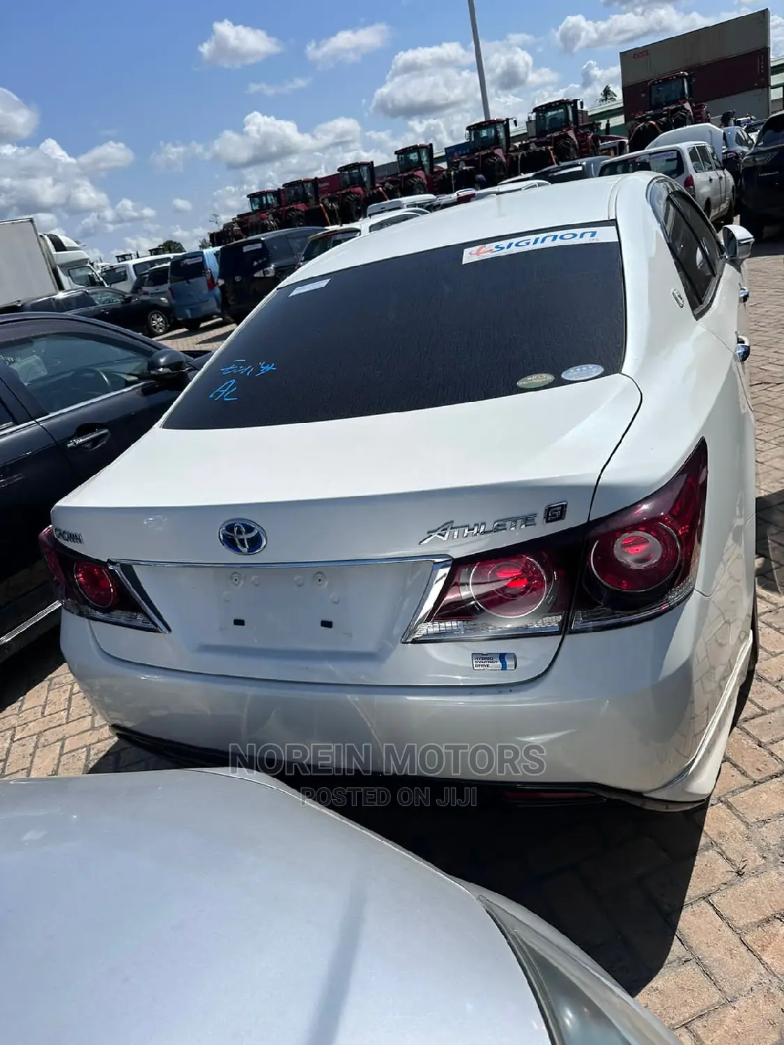 Toyota Crown 2016 White