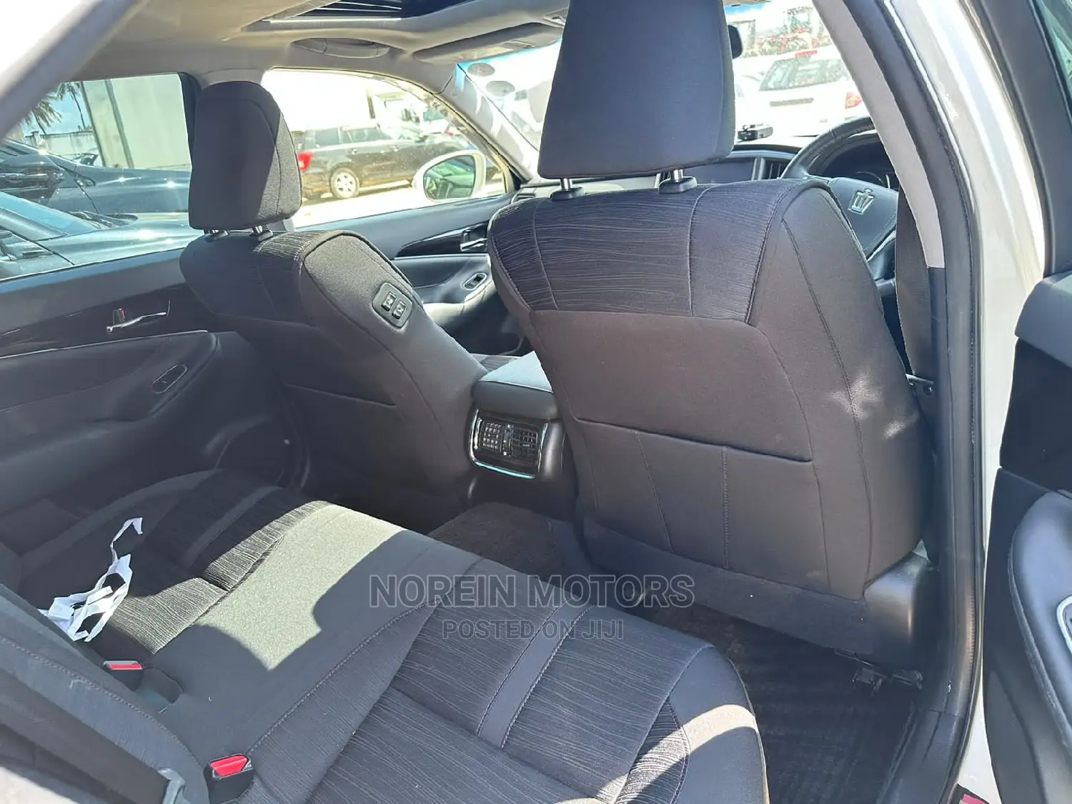 Toyota Crown 2016 White