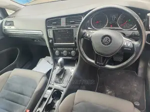 Volkswagen Golf 2016 Blue
