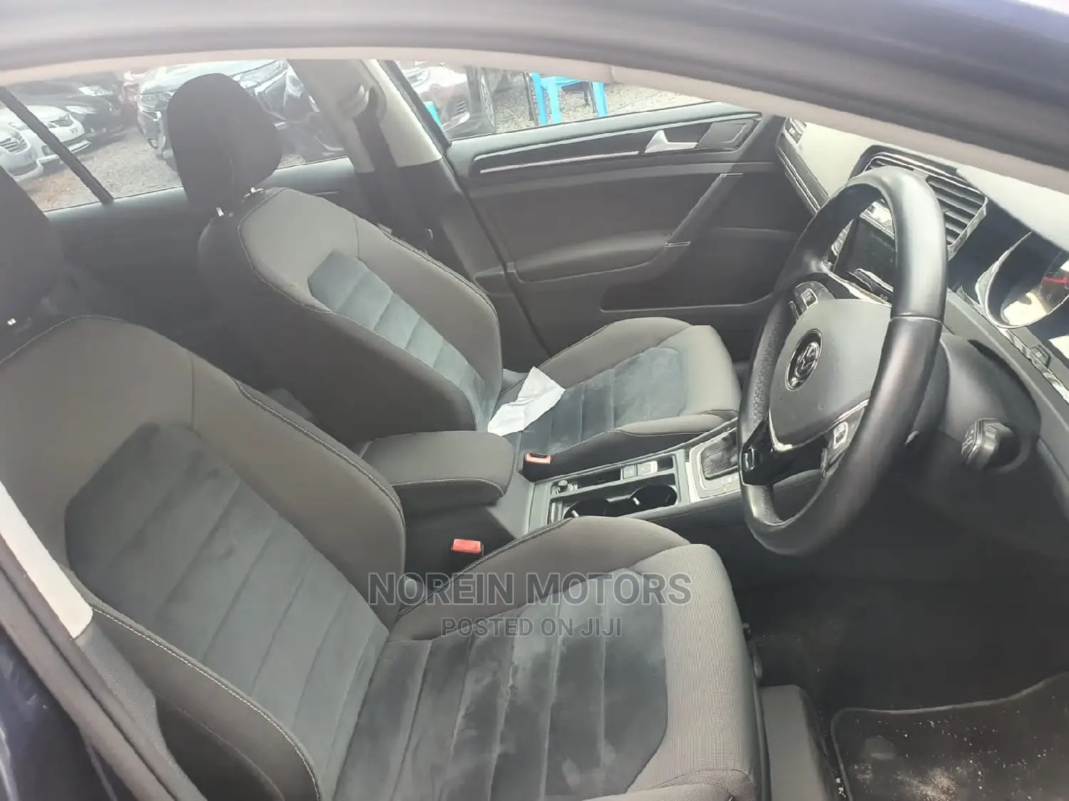 Volkswagen Golf 2016 Blue