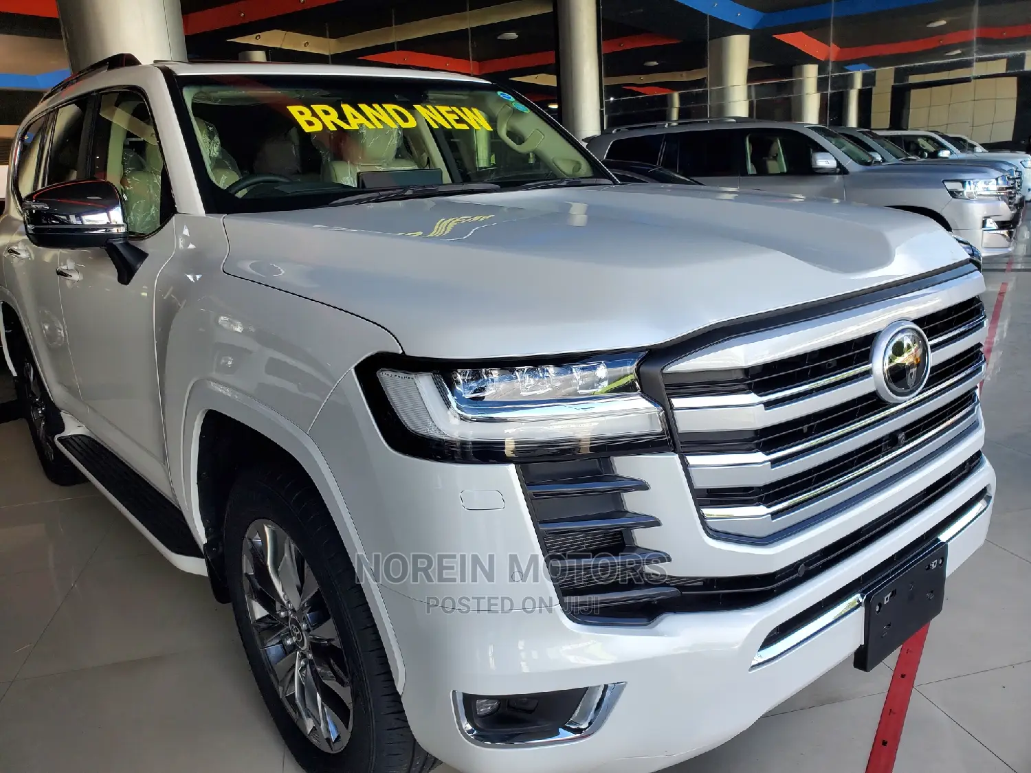 Toyota Land Cruiser 2023 Off white