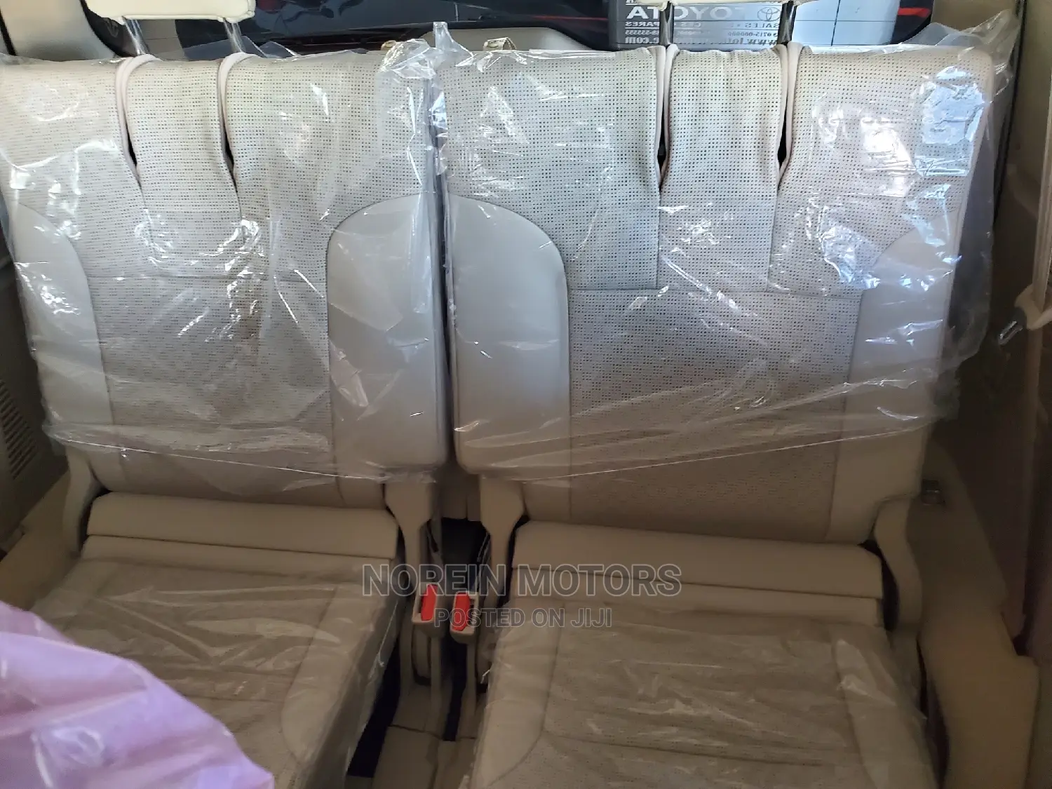 Toyota Land Cruiser 2023 Off white