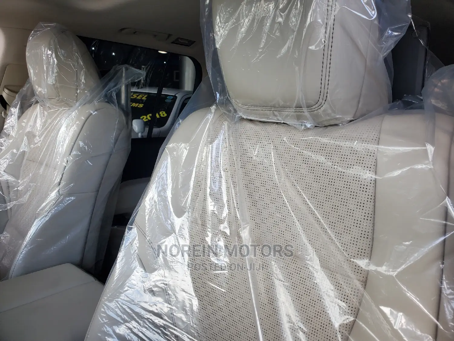 Toyota Land Cruiser 2023 Off white