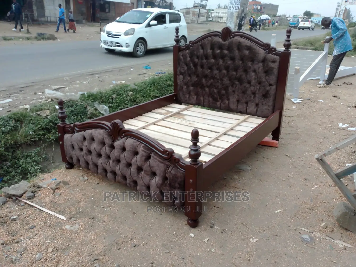 Morden Bed 5 by 6 Fitts