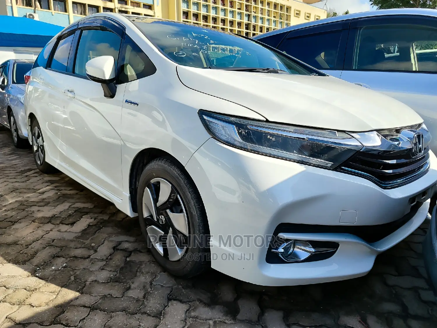Honda Fit Shuttle 1.5 Hybrid 2WD 2016 White