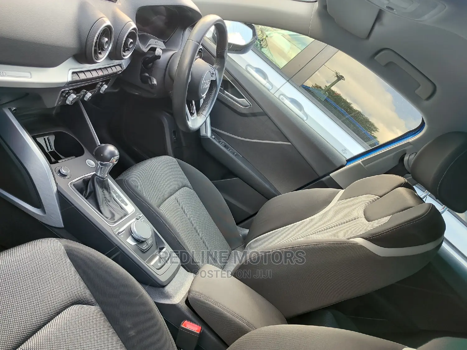 Audi Q2 2017 Blue