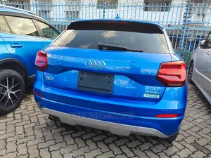Audi Q2 2017 Blue