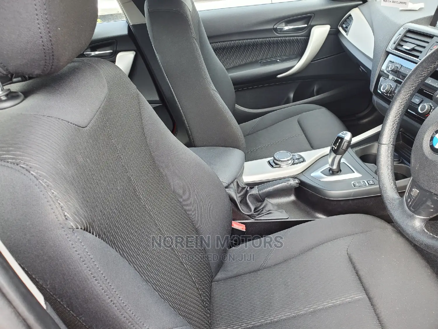 BMW 118i 2016 Red