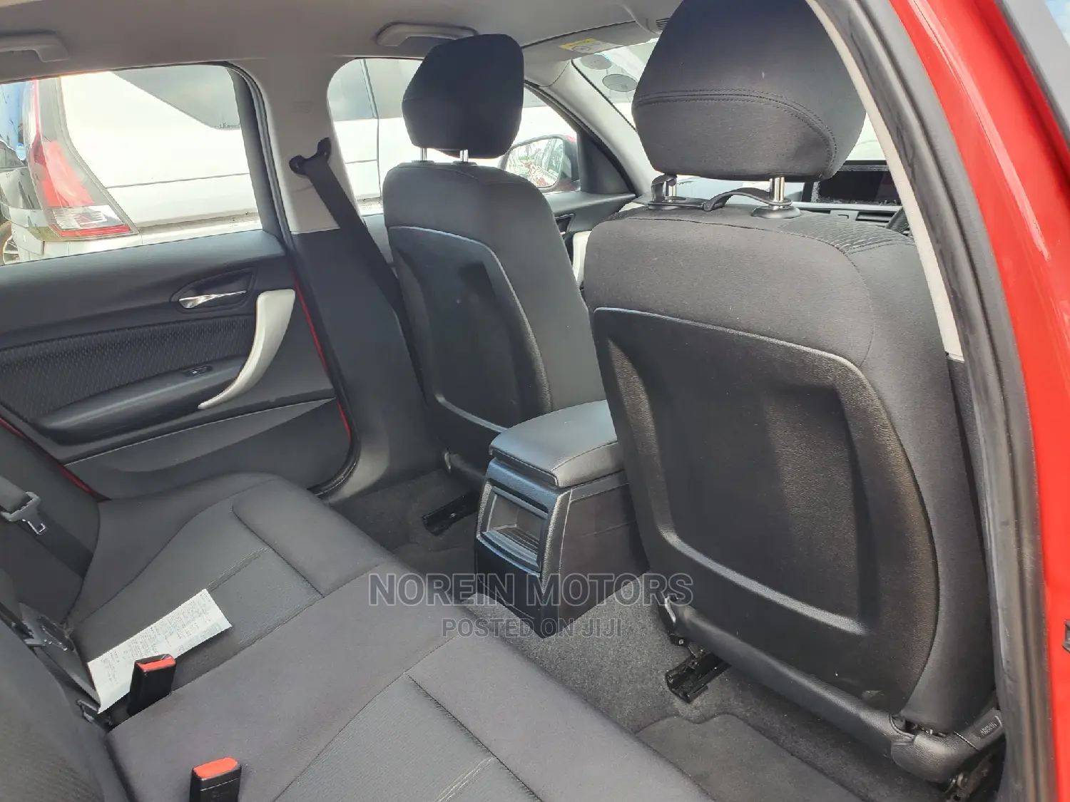 BMW 118i 2016 Red