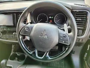 Mitsubishi Outlander ES AWC 2016 Black