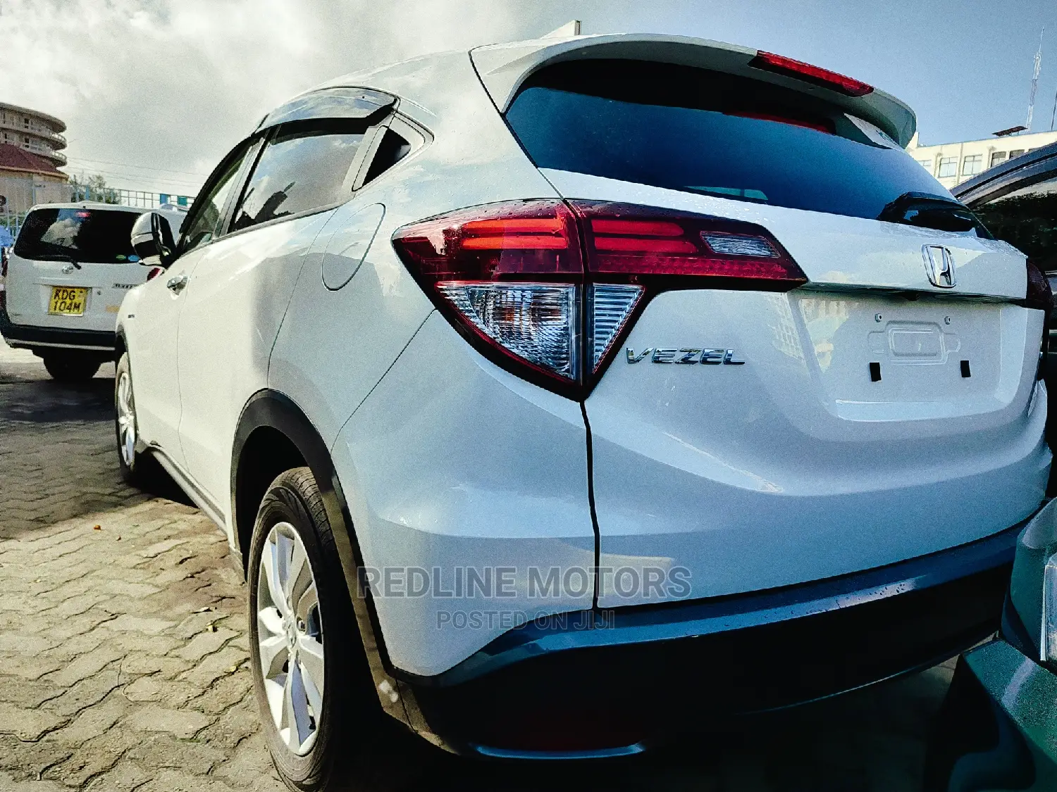 Honda Vezel 1.5 4WD 2016 Pearl