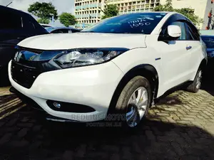 Honda Vezel 1.5 4WD 2016 Pearl