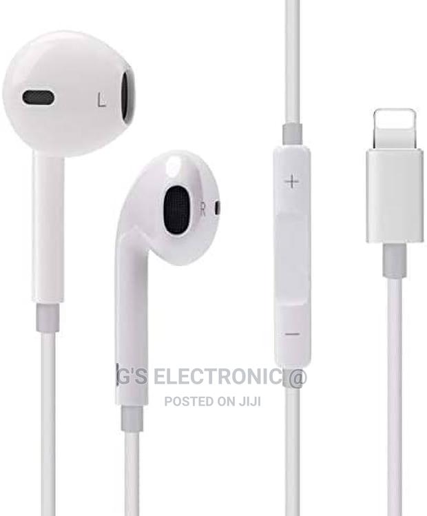 iPhone Plus Lightning iPhone Earphones - thumbnail 2