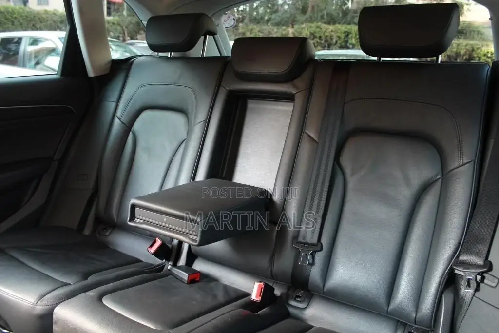 Audi Q5 2.0T Premium AWD quattro 2016 White