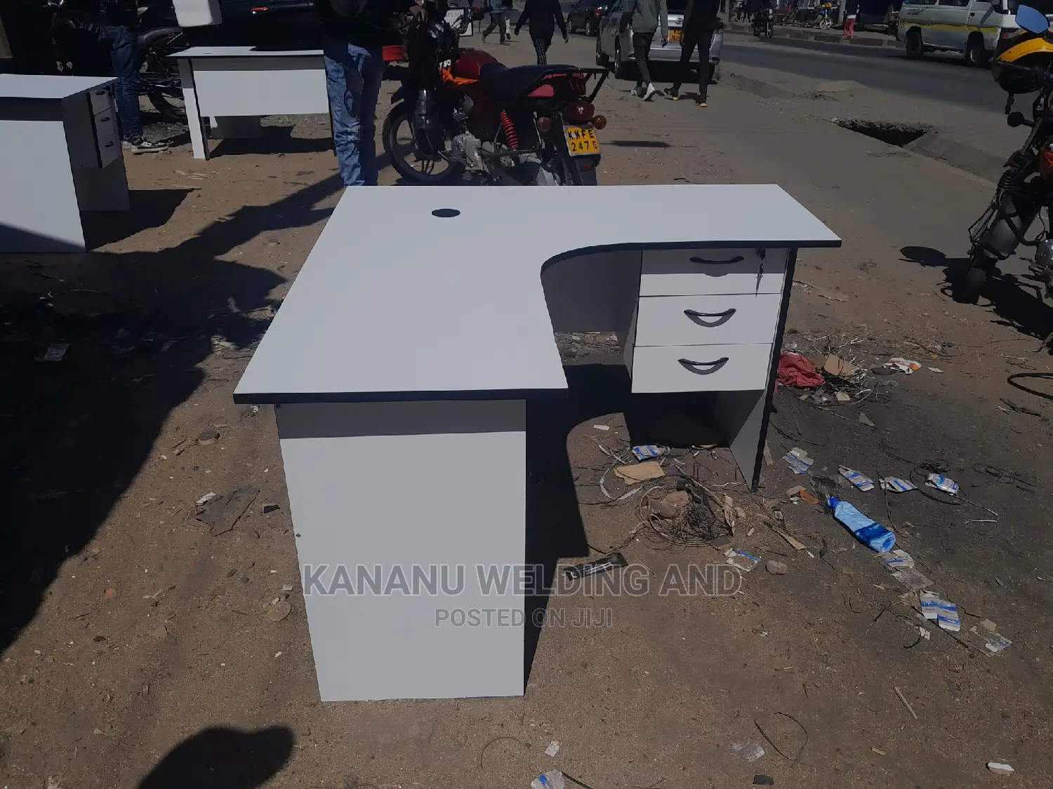 L-Shape Office Desk