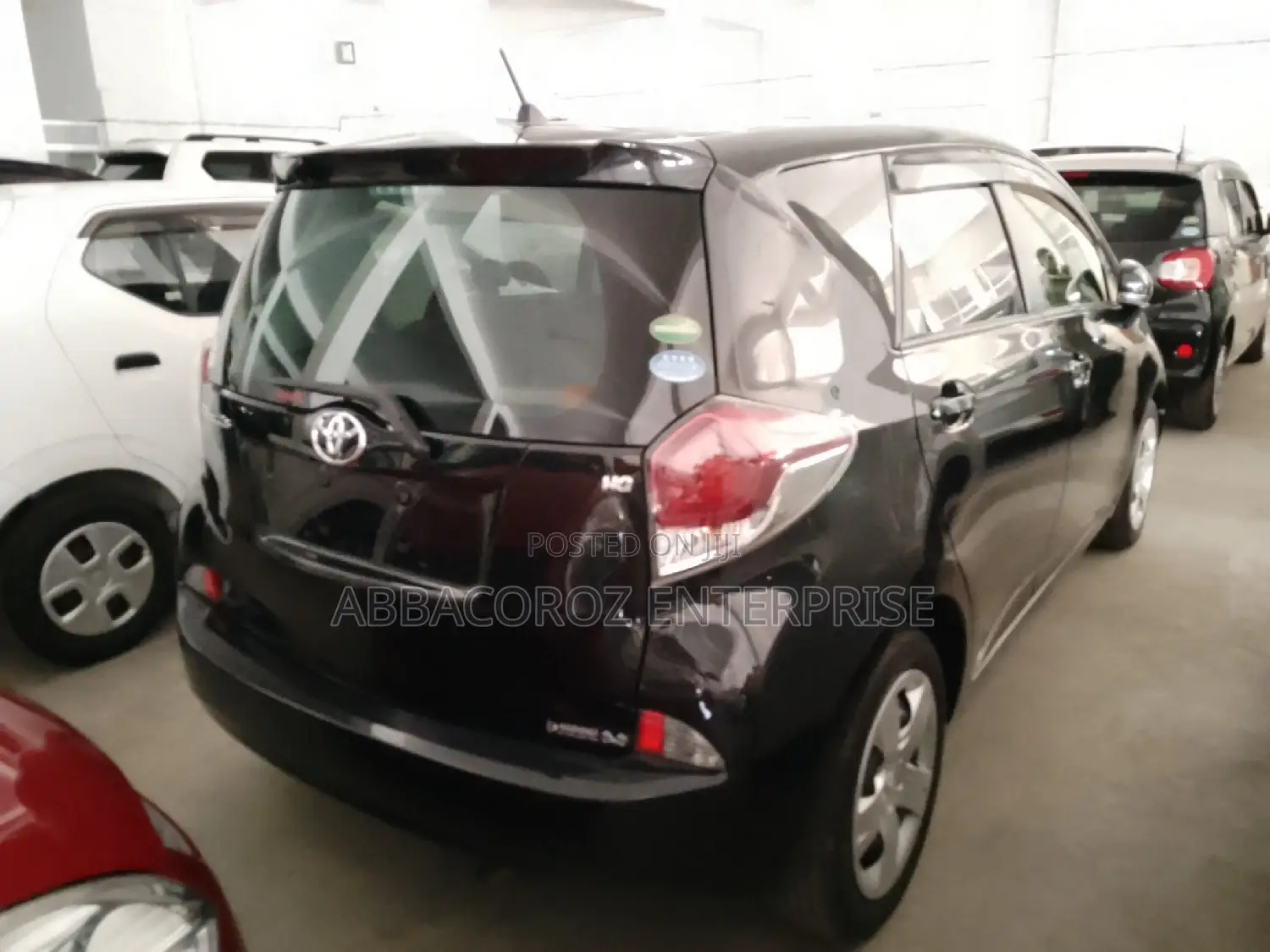 Toyota Ractis 2016 Black