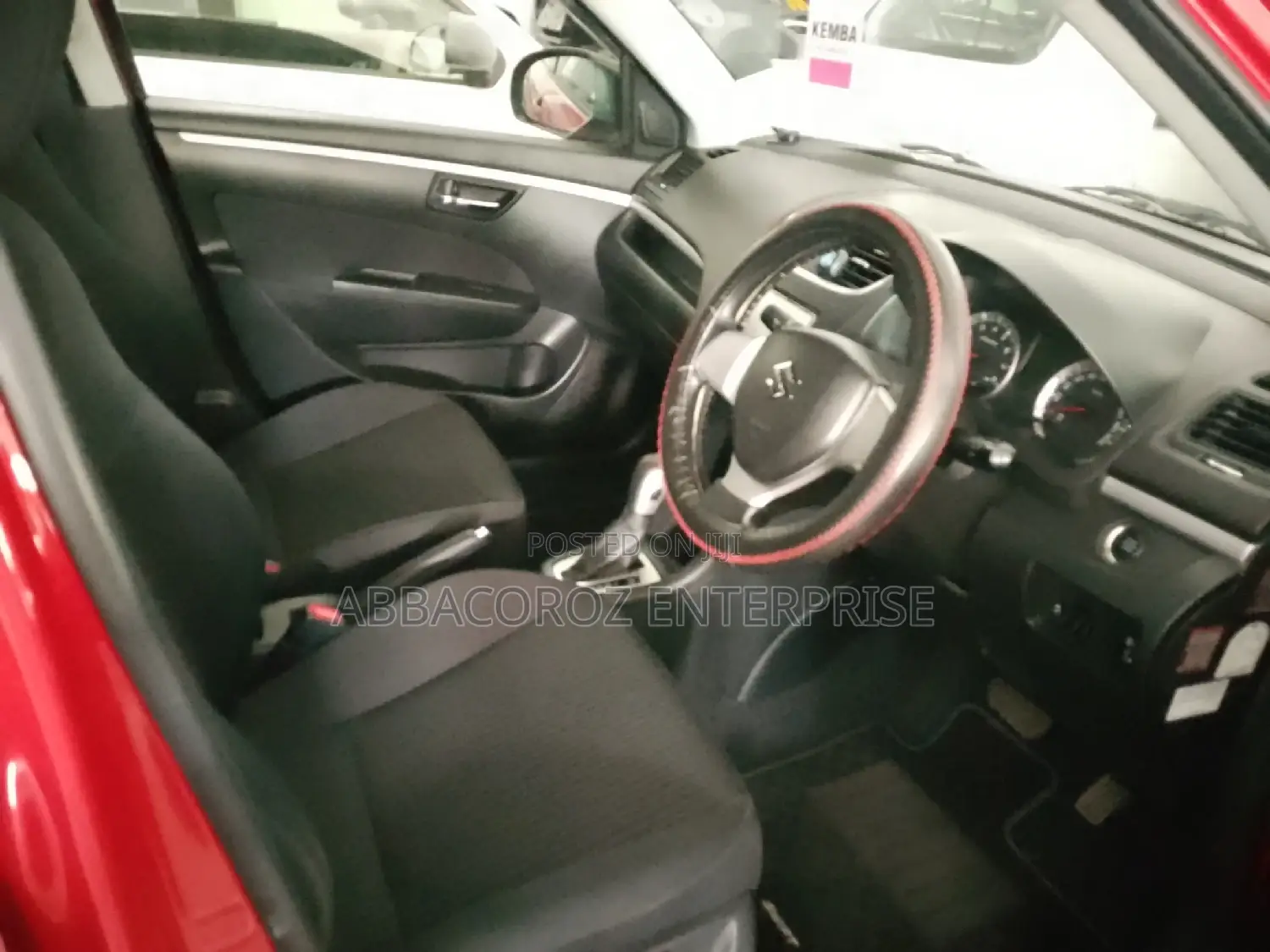 Suzuki Swift 2016 Red
