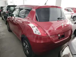 Suzuki Swift 2016 Red