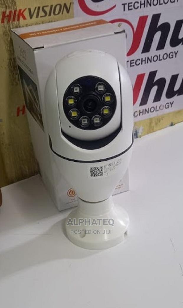 Wireless Nanny Bulb PTZ Camera - main view