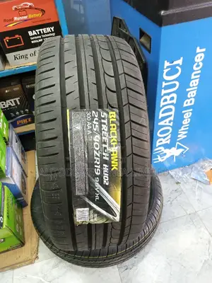 245/40r19 Blackhawk Tyre