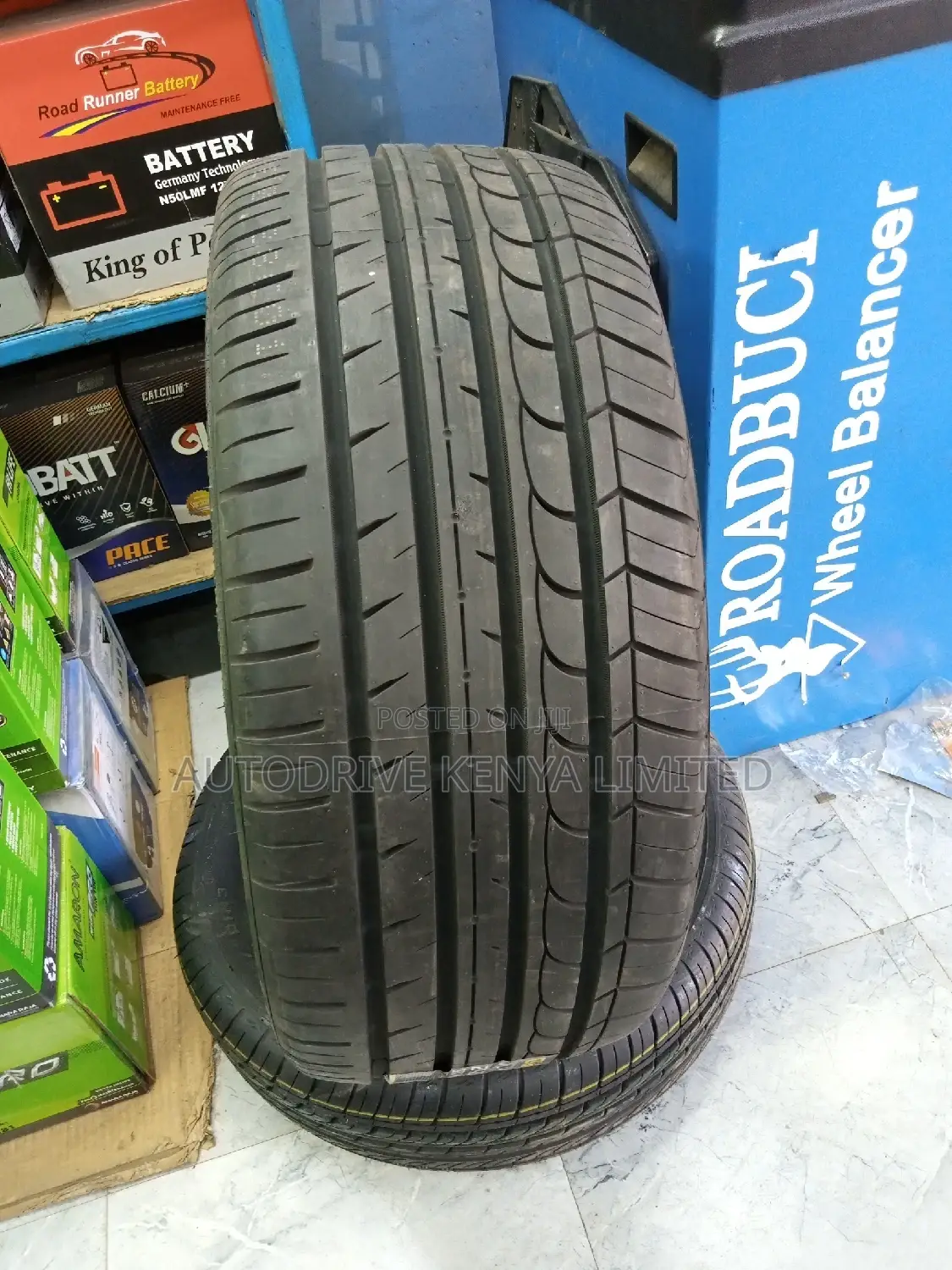 245/40r19 Blackhawk Tyre