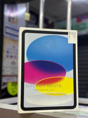 iPad 10th Generation Wi-Fi+Cellular - thumbnail 2