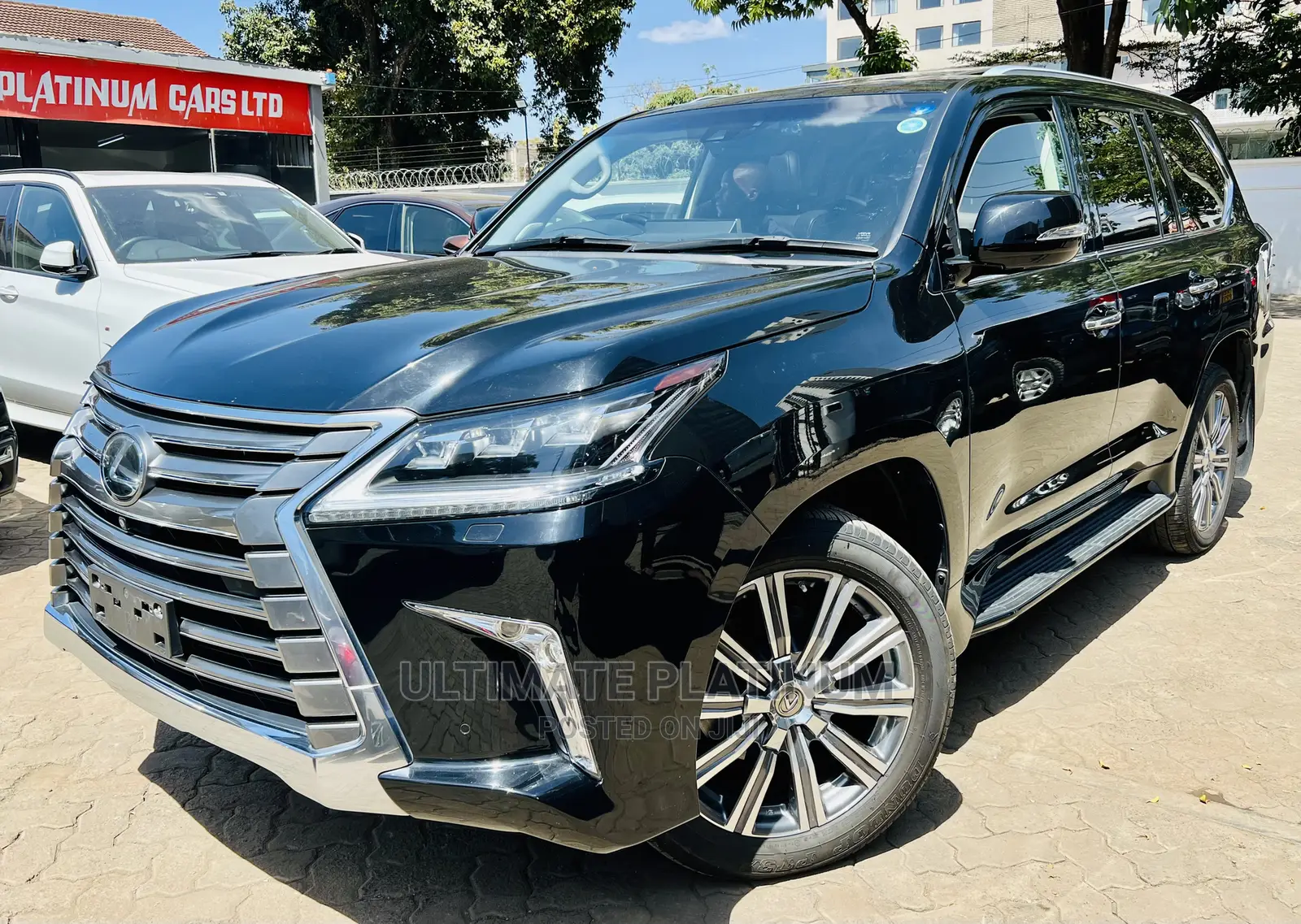 Lexus LX 570 AWD 2017 Black