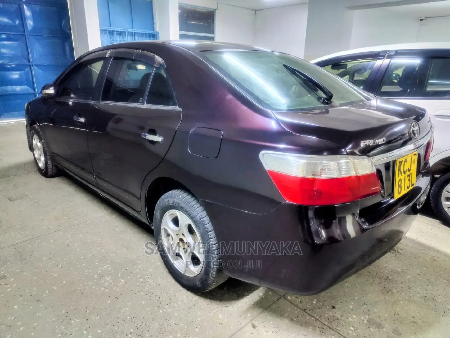Toyota Premio 1.5 FWD 2013 Red
