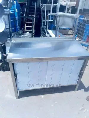 Cabinet Working Table