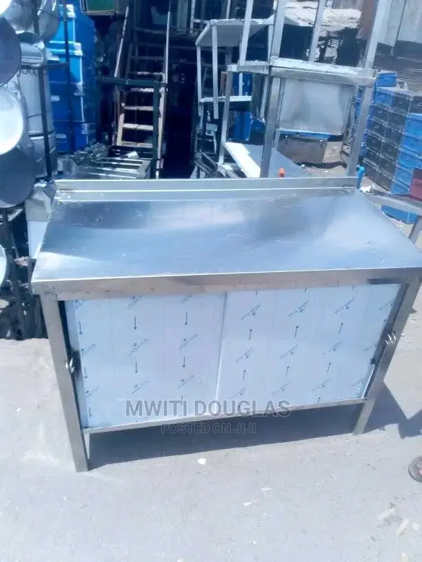 Cabinet Working Table