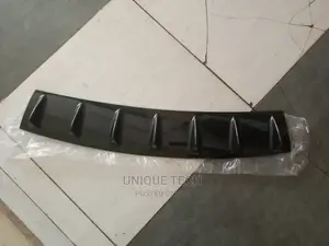 Universal Rear Diffuser - 7 Fin Gloss Black
