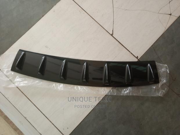 Universal Rear Diffuser - 7 Fin Gloss Black - thumbnail 2