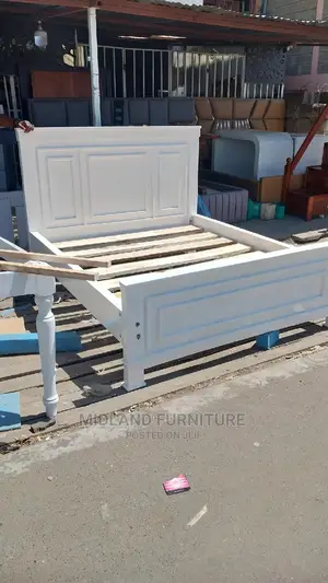 5by6 Mahogany Frame Bed