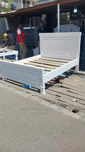 5by6 Mahogany Frame Bed