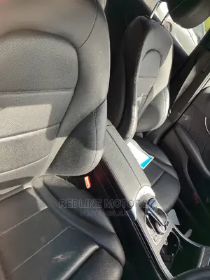 Mercedes-Benz C200 2016 Silver